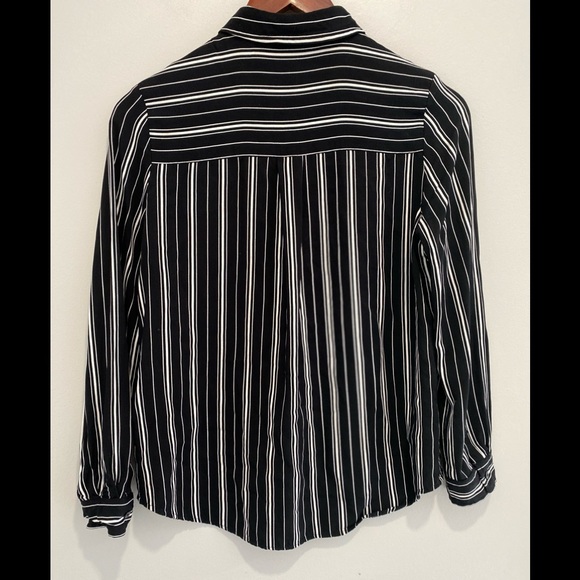 H&M button down black white stripe size 4 - Picture 6 of 7